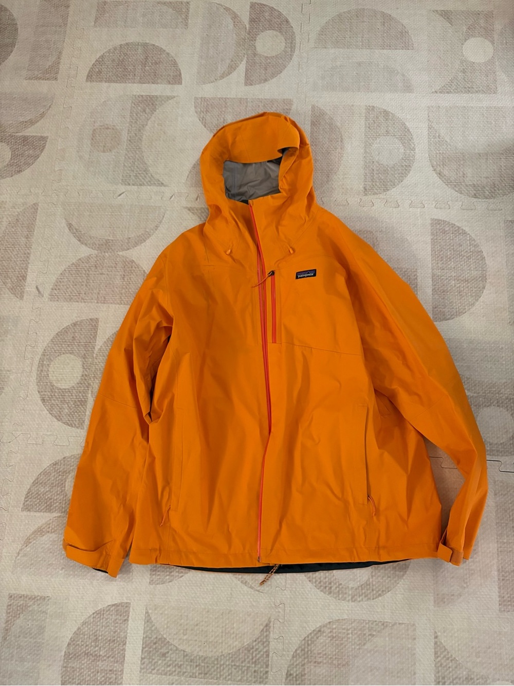 Patagonia Men's Bright Orange Hooded Rain Shell